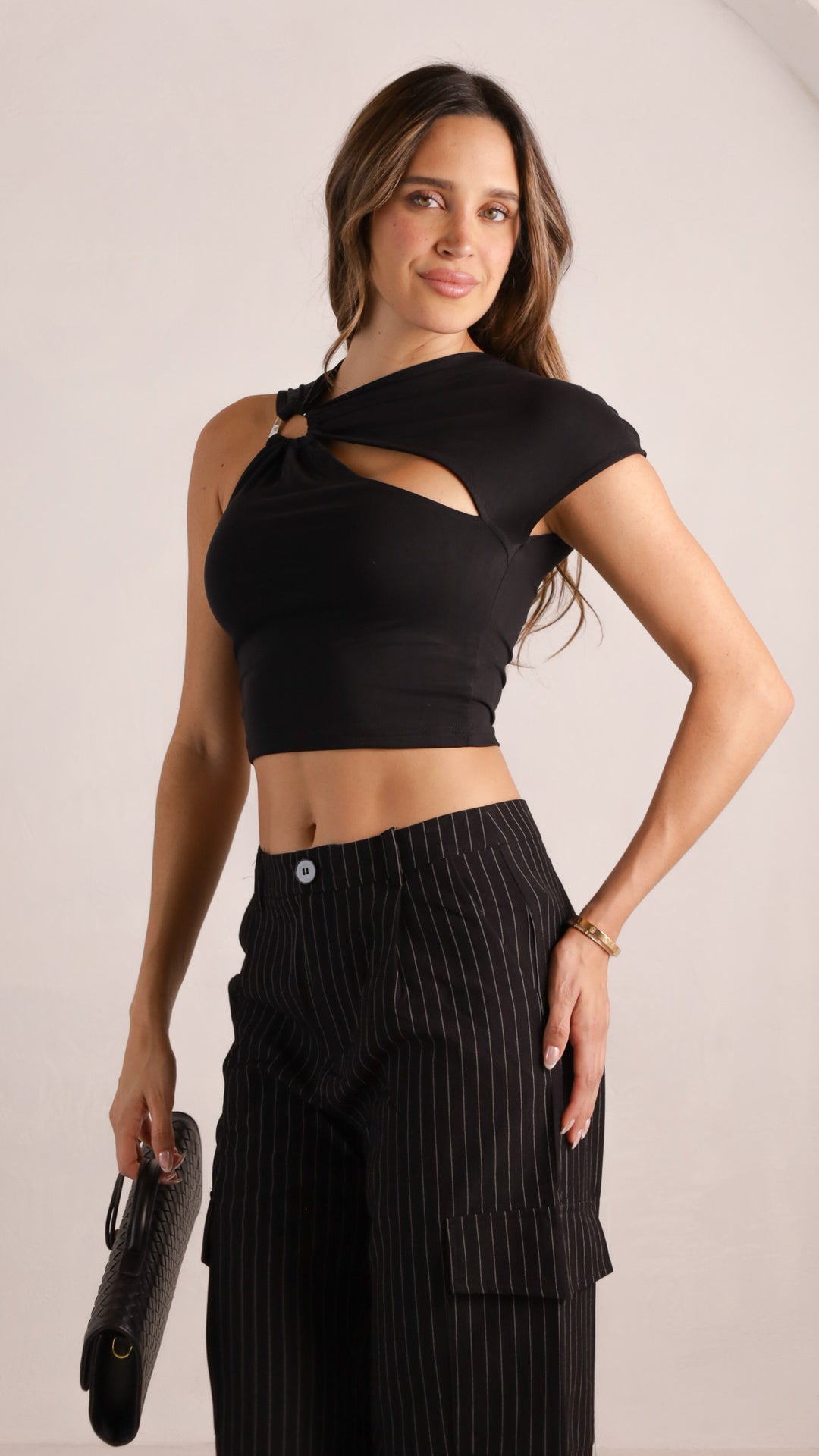 side view image 3 of Pam Top