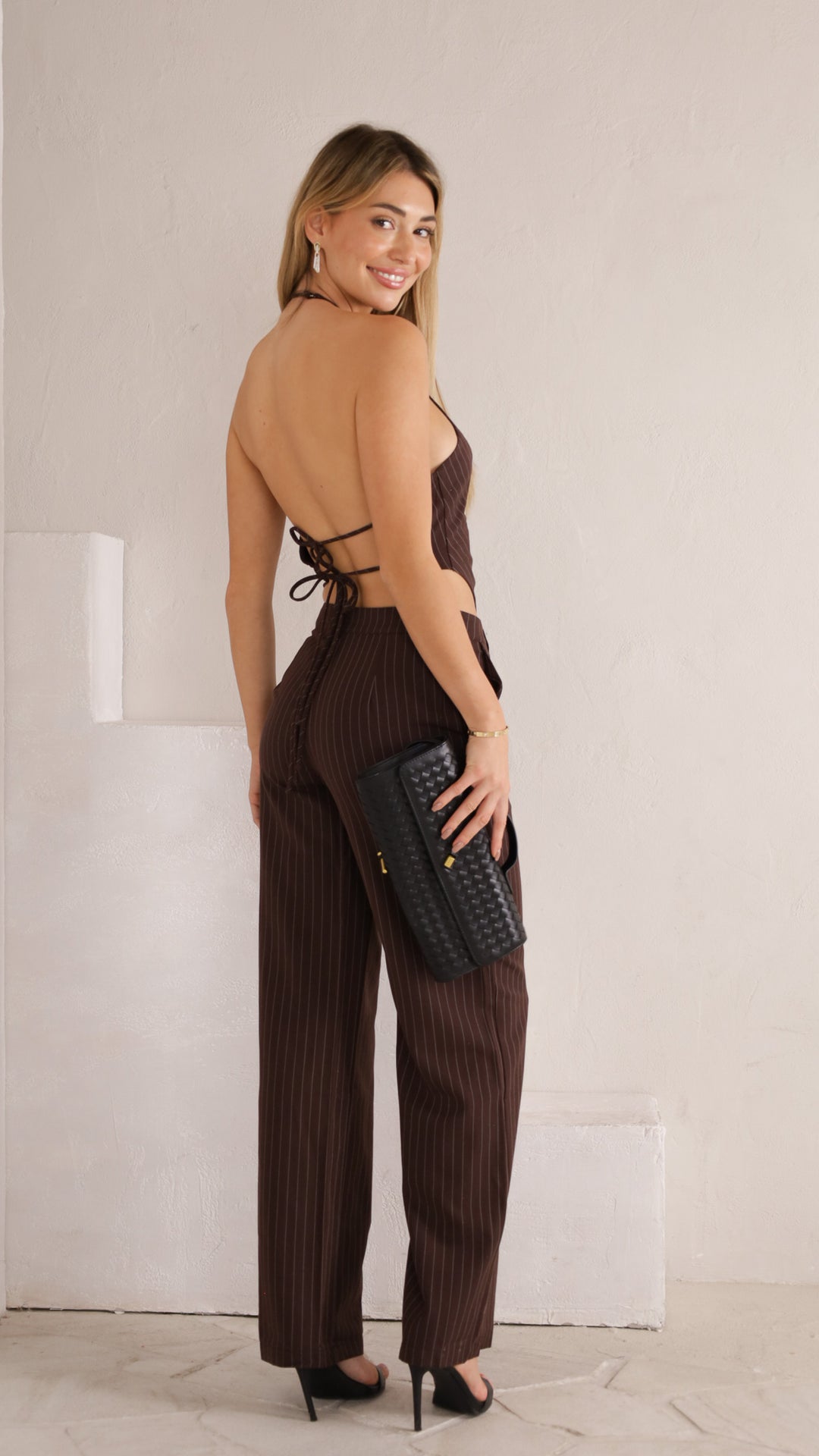 rear view image 3 of Marlette Set