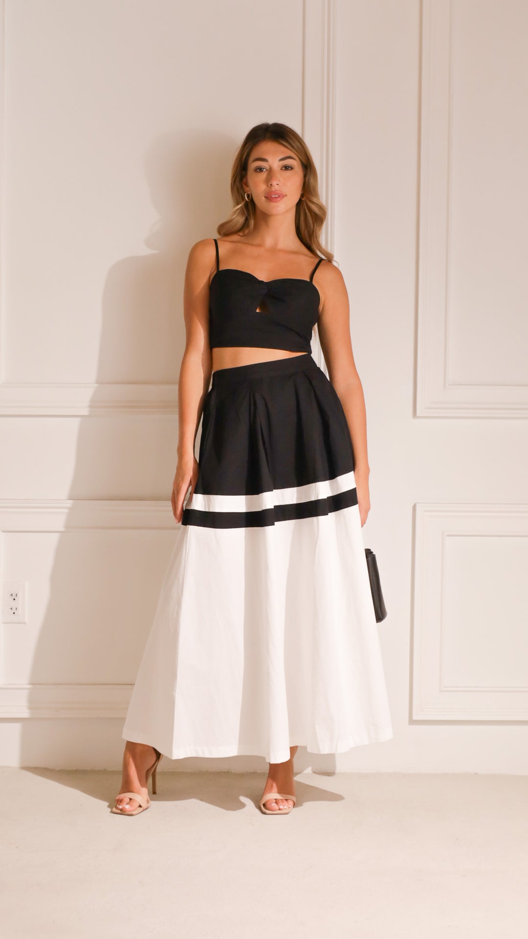 front view image 1 of Delfina Set