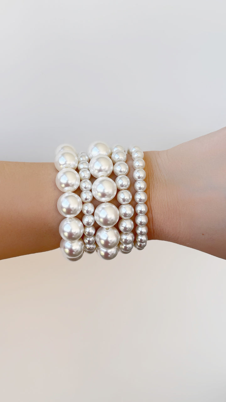 Luna Pearl Bracelet