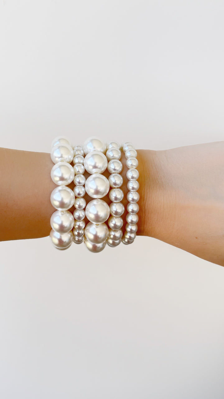 Luna Pearl Bracelet