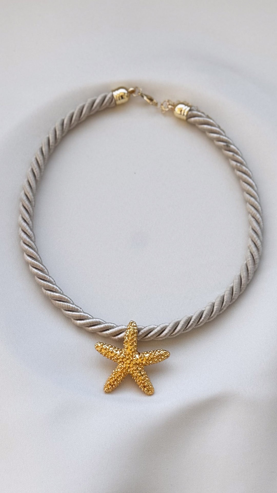 front view image 4 of Seloria Necklace