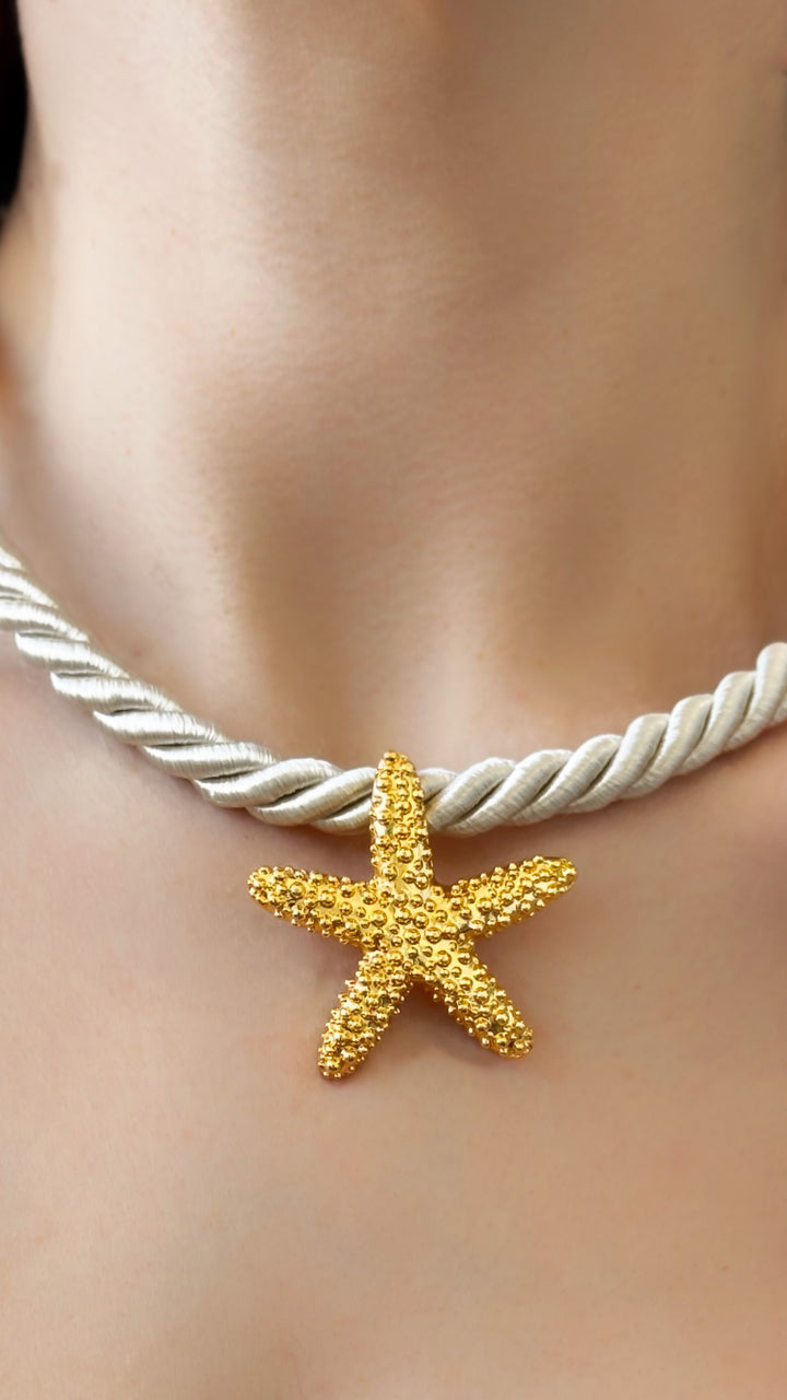 front view image 5 of Seloria Necklace