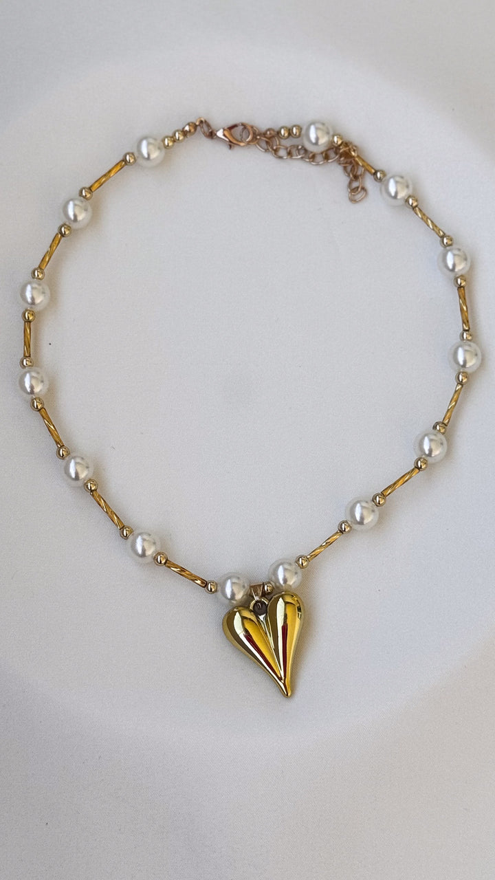 front view image 4 of Alouette Necklace