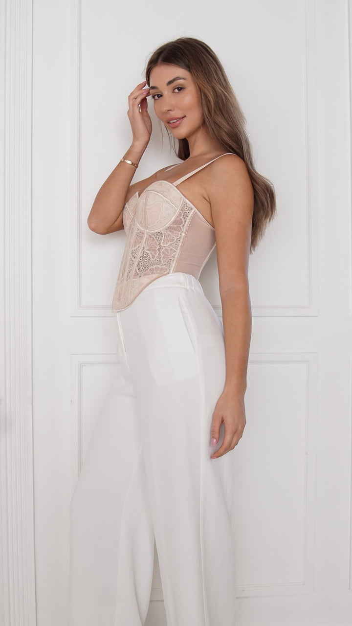 side view image 2 of Marie Top