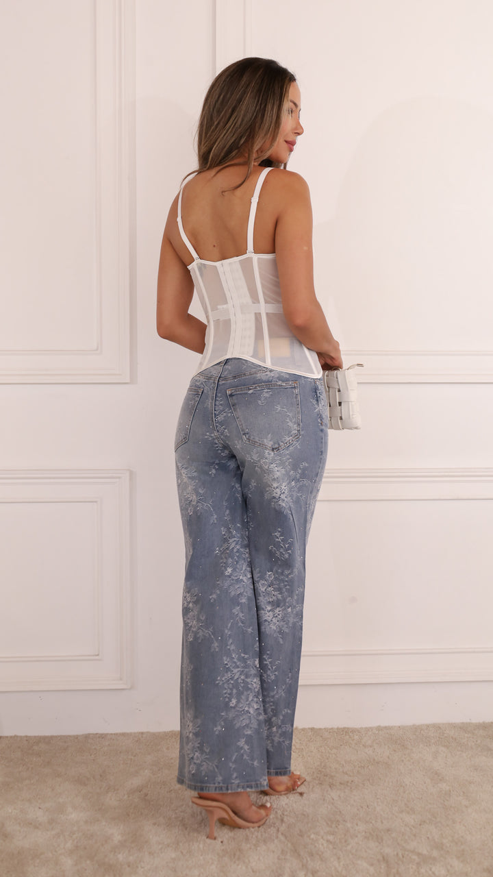 side view image 2 of Huda Top