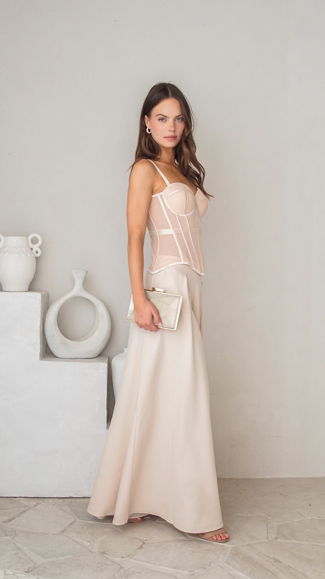 side view image 1 of Reise Top