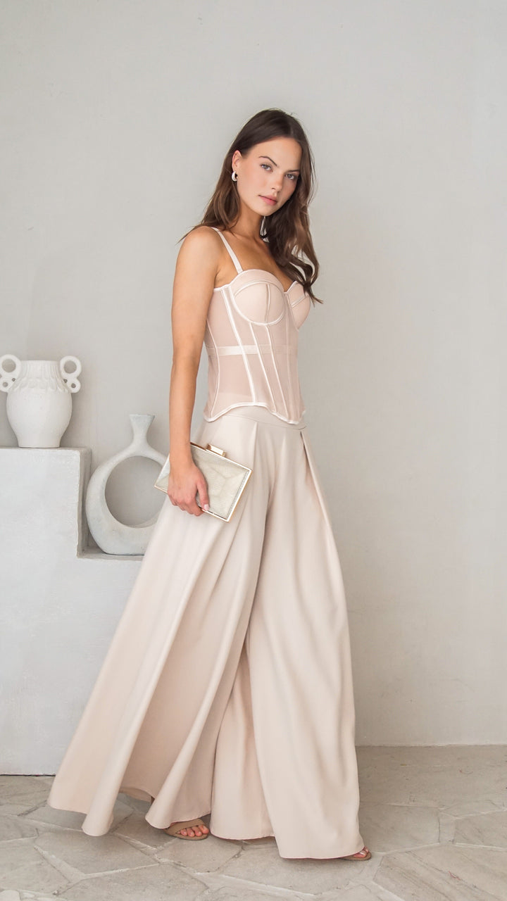 side view image 2 of Reise Top