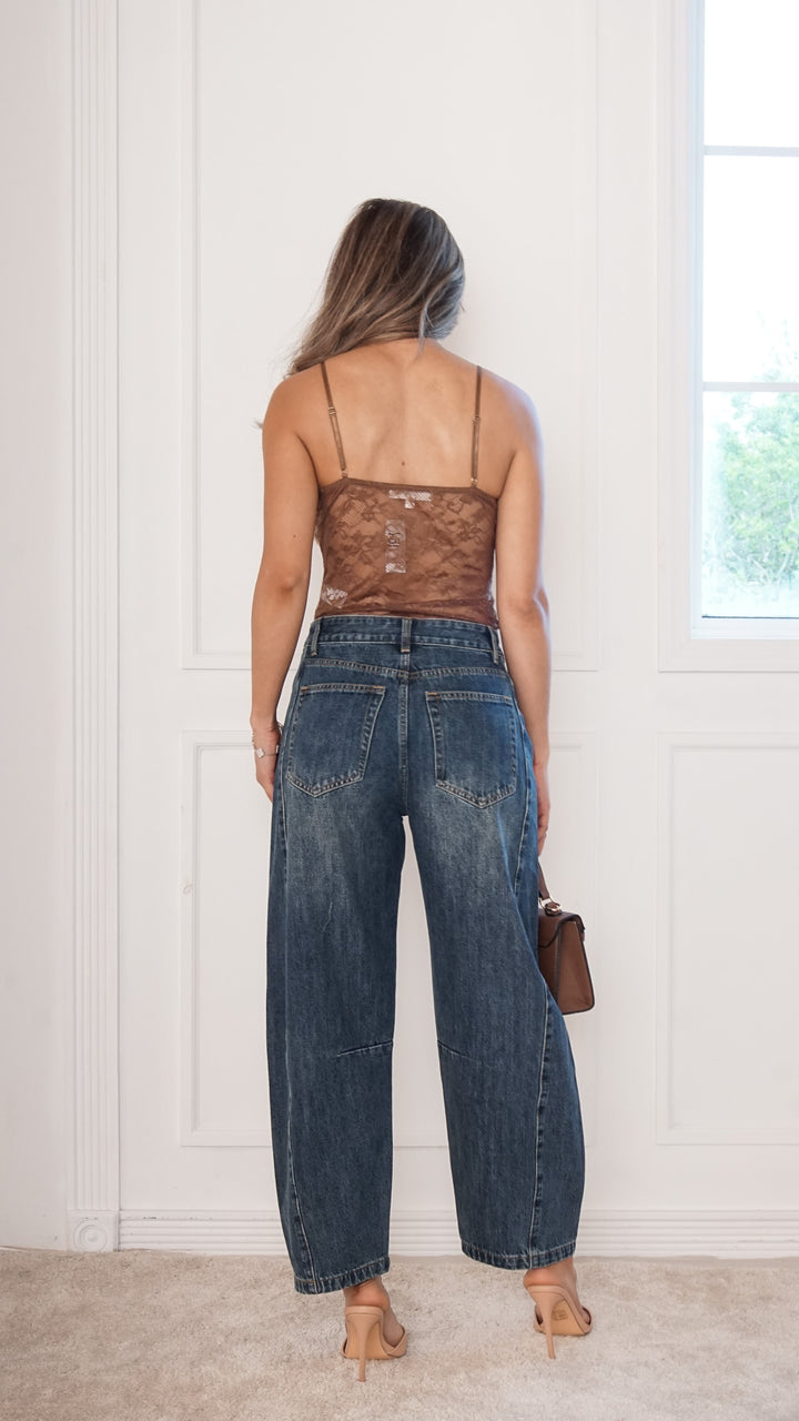 rear view image 1 of Yariel Top