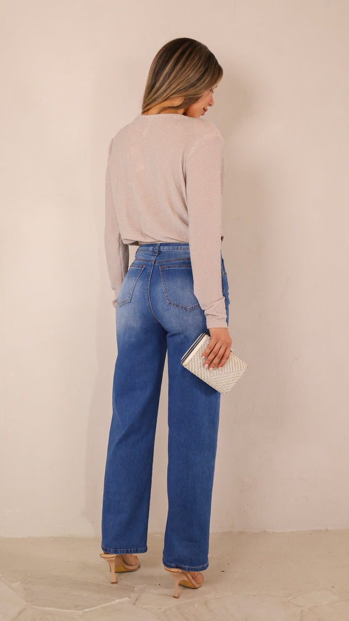rear view image 1 of Wonder Top