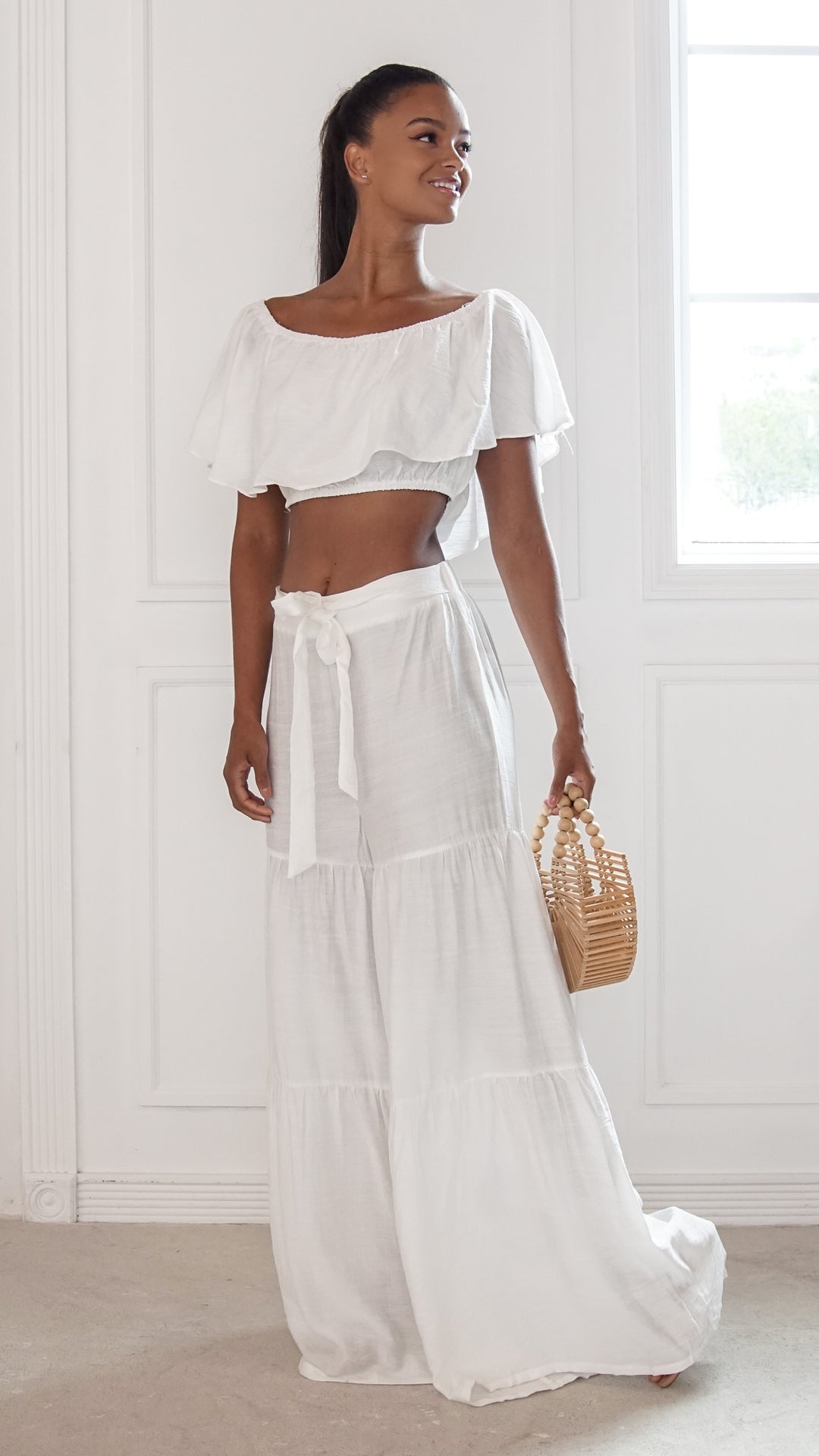 side view image 2 of Zaria Pants Set