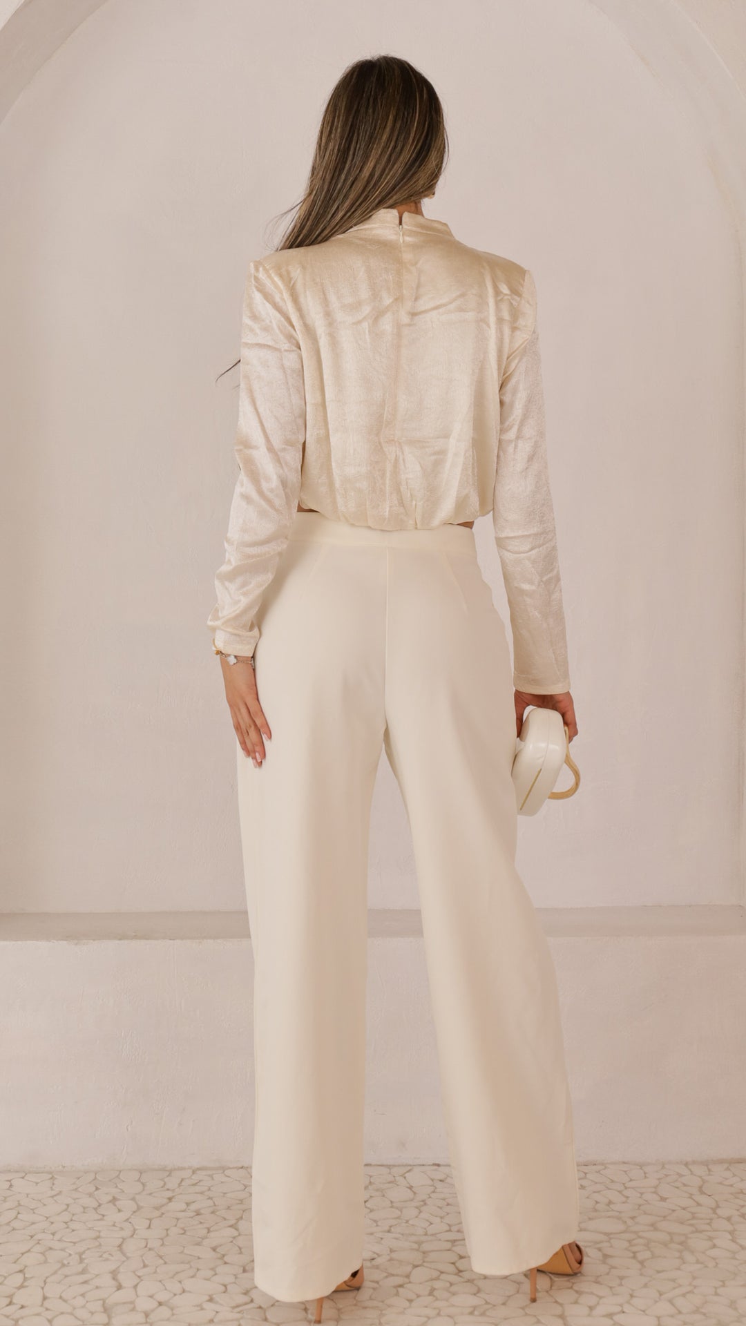 rear view image 1 of Lody Top