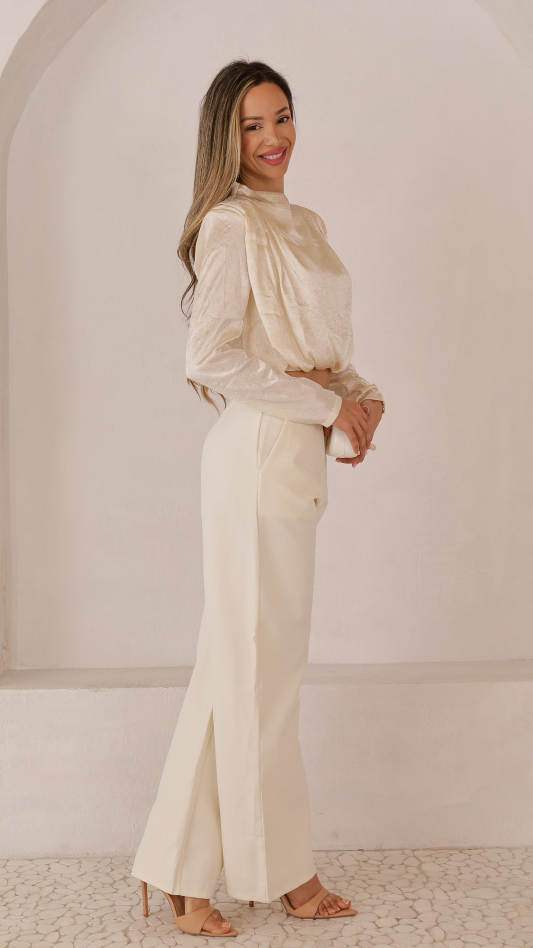 side view image 1 of Lody Top