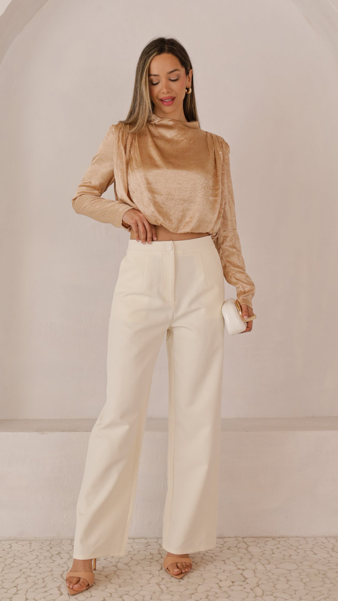 front view image 2 of Lody Top