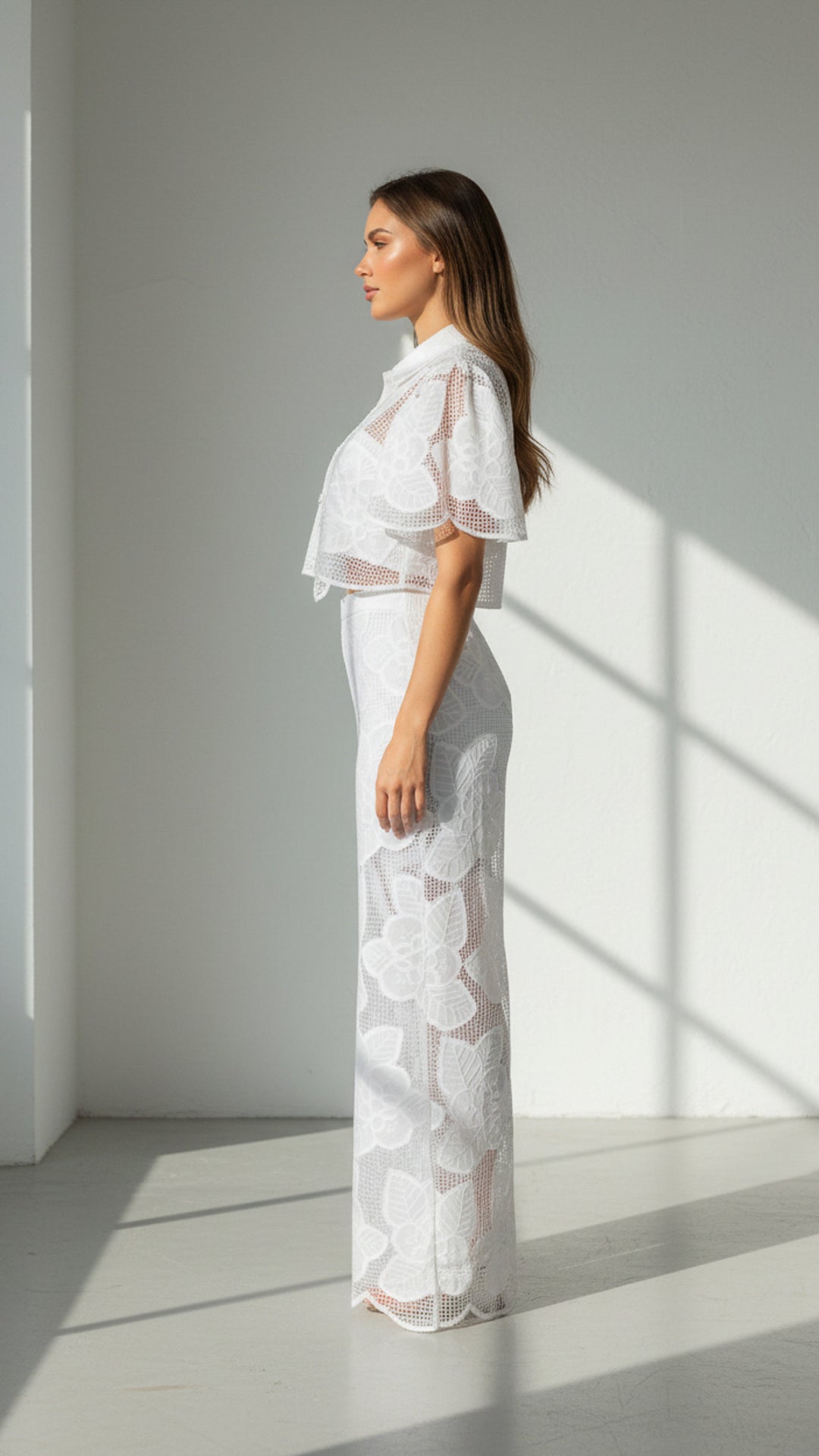 side view image 3 of Valeria Top