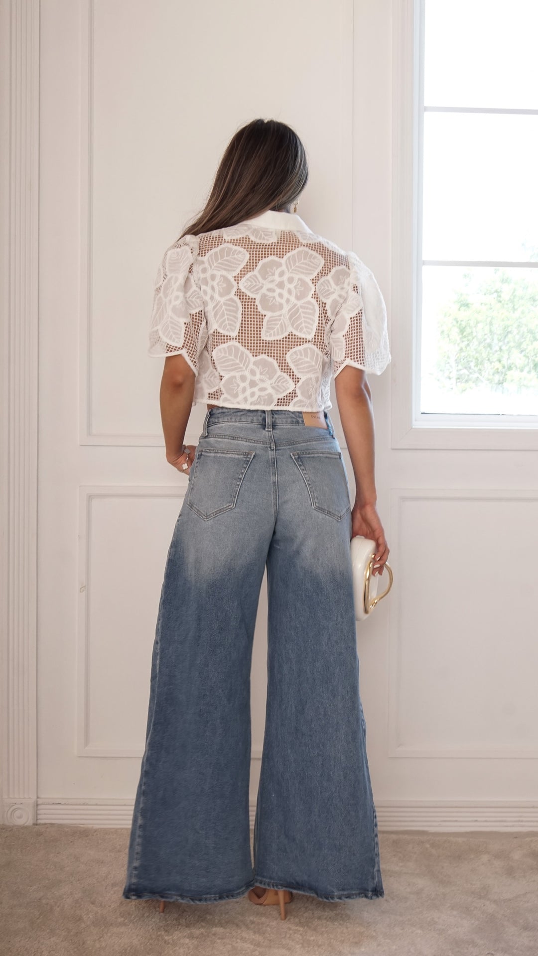 rear view image 1 of Vero Top