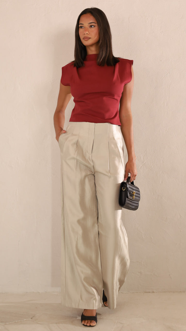 front view image 3 of Avelle Top