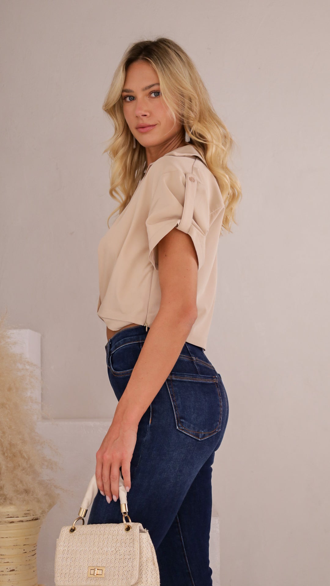 side view image 1 of Amila Top