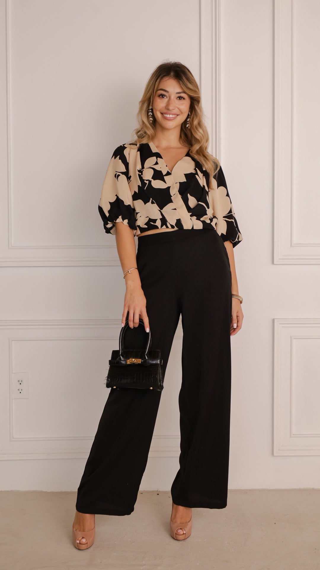 front view image 1 of Madi Set