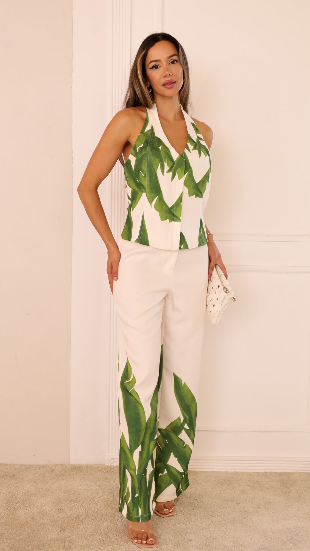 front view image 2 of Husanne Set