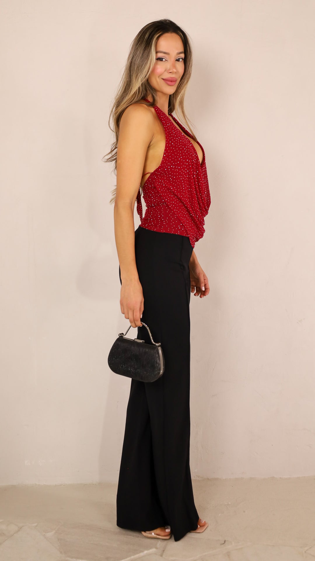 side view image 3 of Bora Top