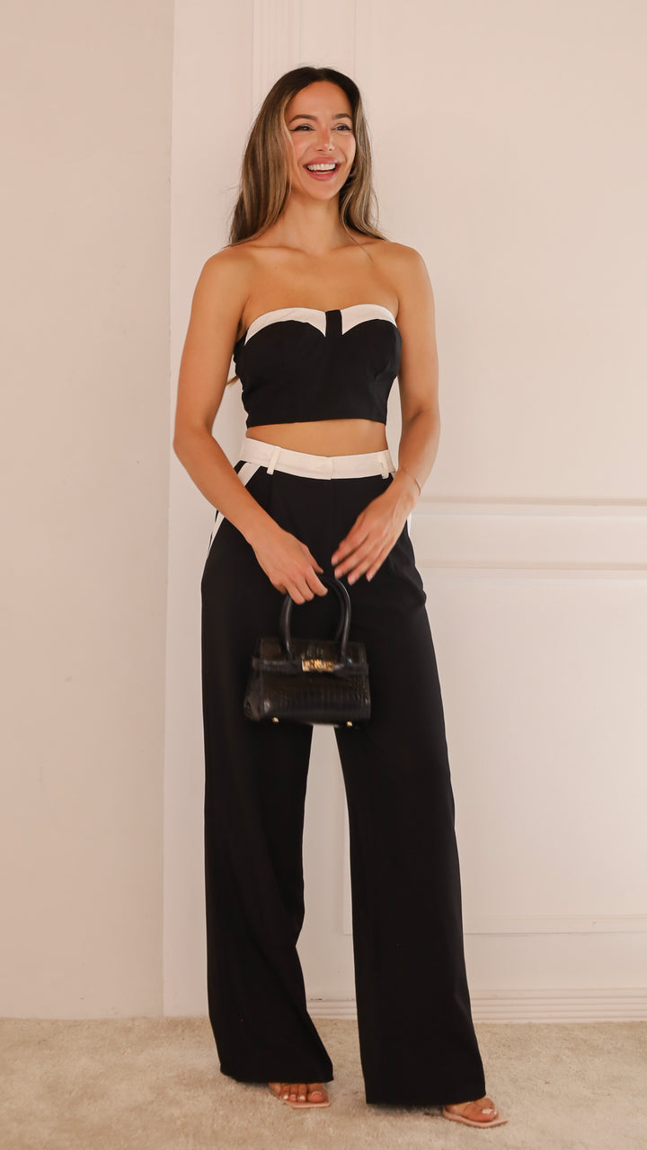 front view image 1 of Aliana Set