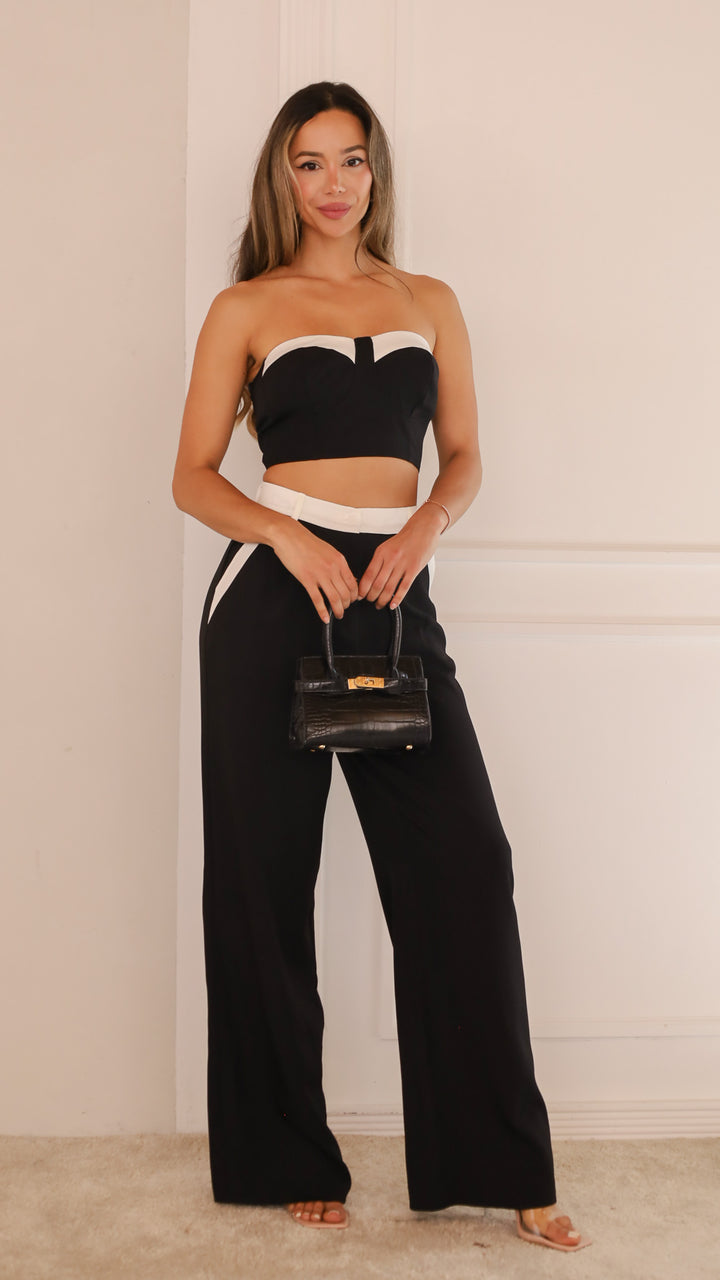front view image 2 of Aliana Set