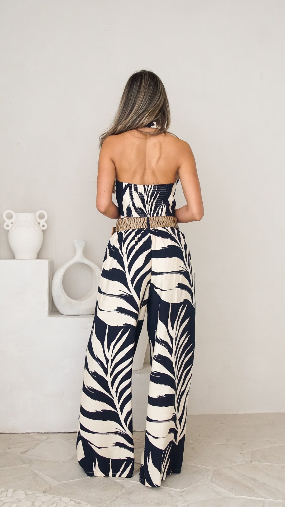 rear view image 1 of Soraya Pants Set