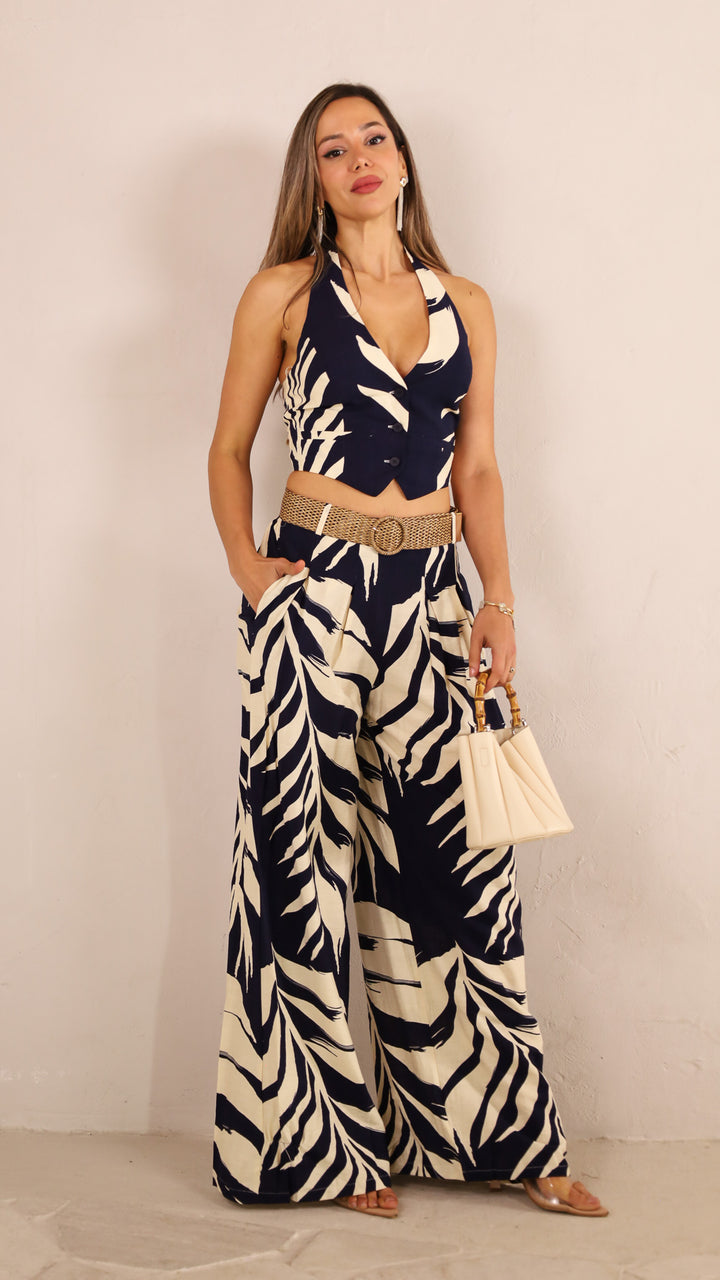 front view image 2 of Venne Pants Set