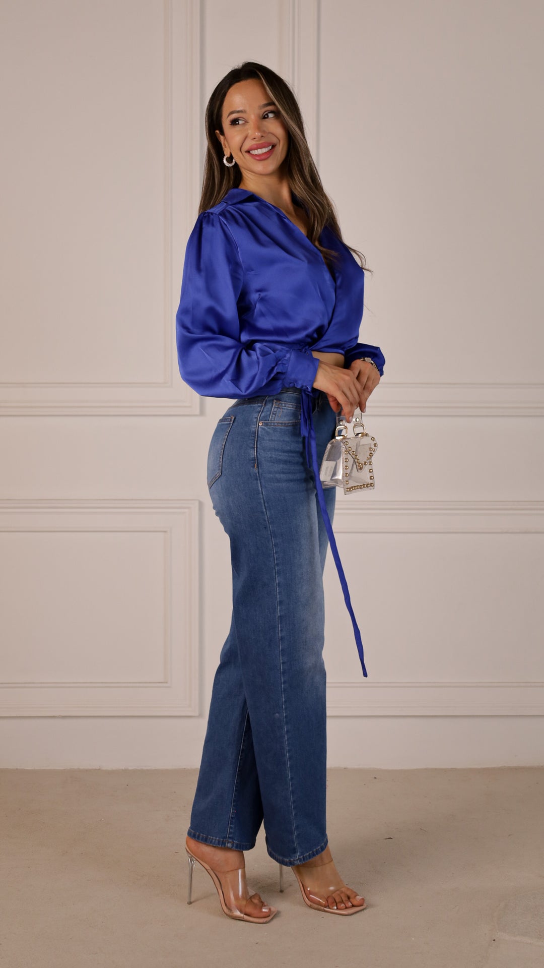 side view image 1 of Amaris Top