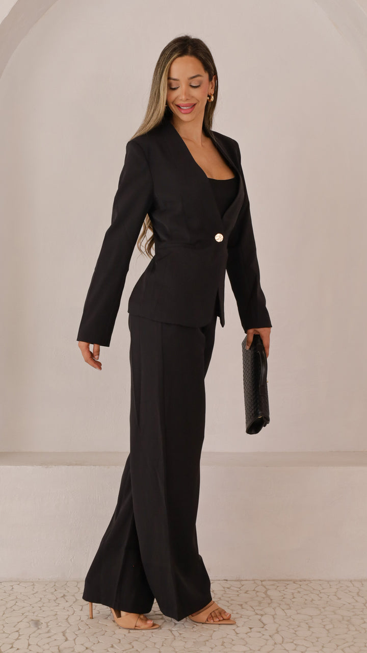 front view image 3 of Gianca Blazer