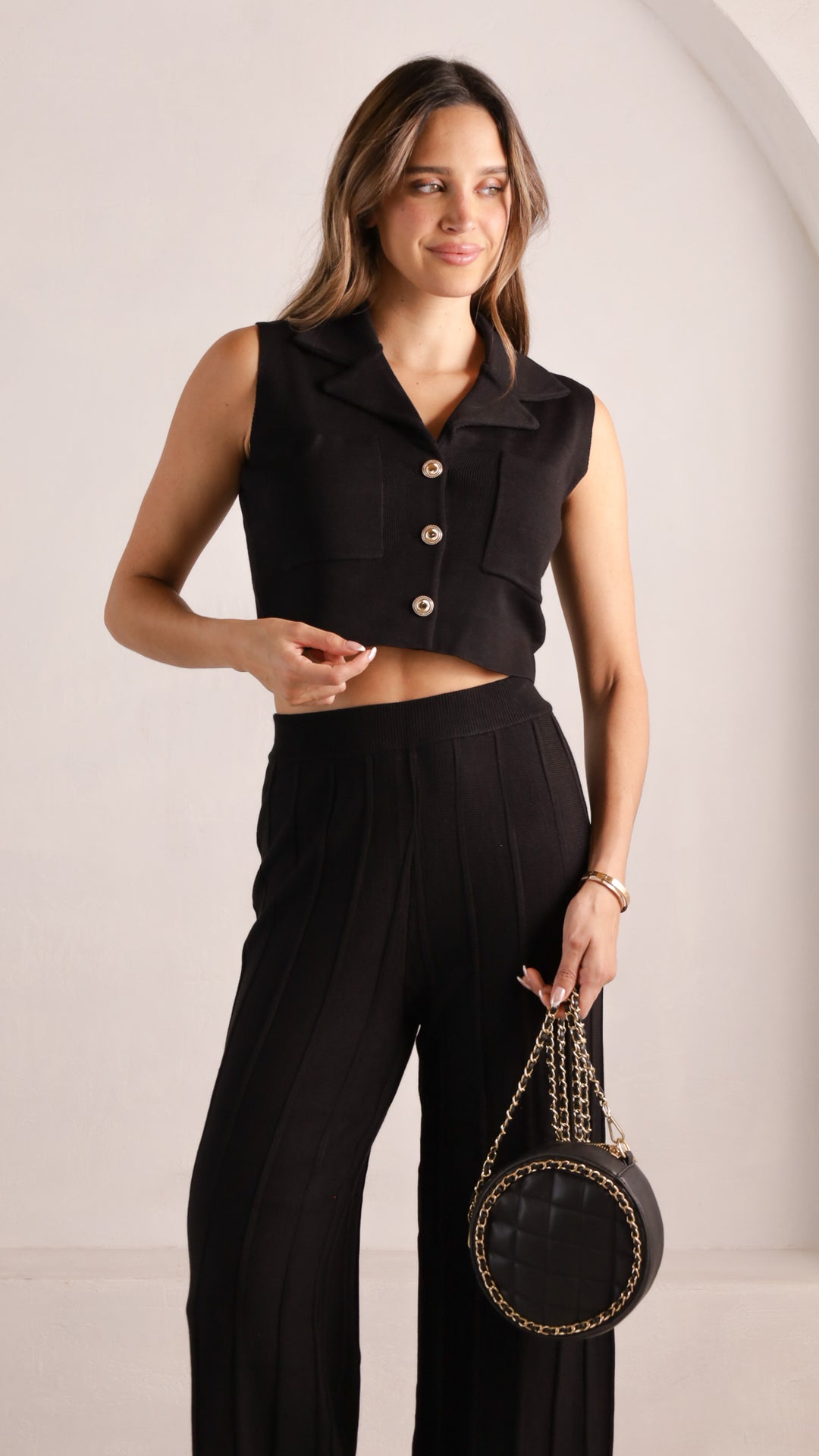 front view image 5 of Ienna Set