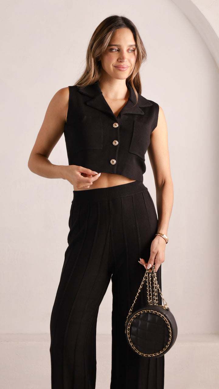 front view image 5 of Ienna Set