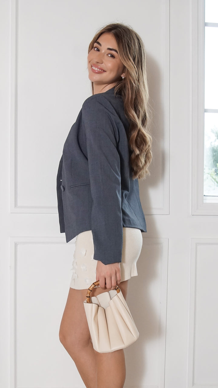 side view image 2 of Terine Jacket