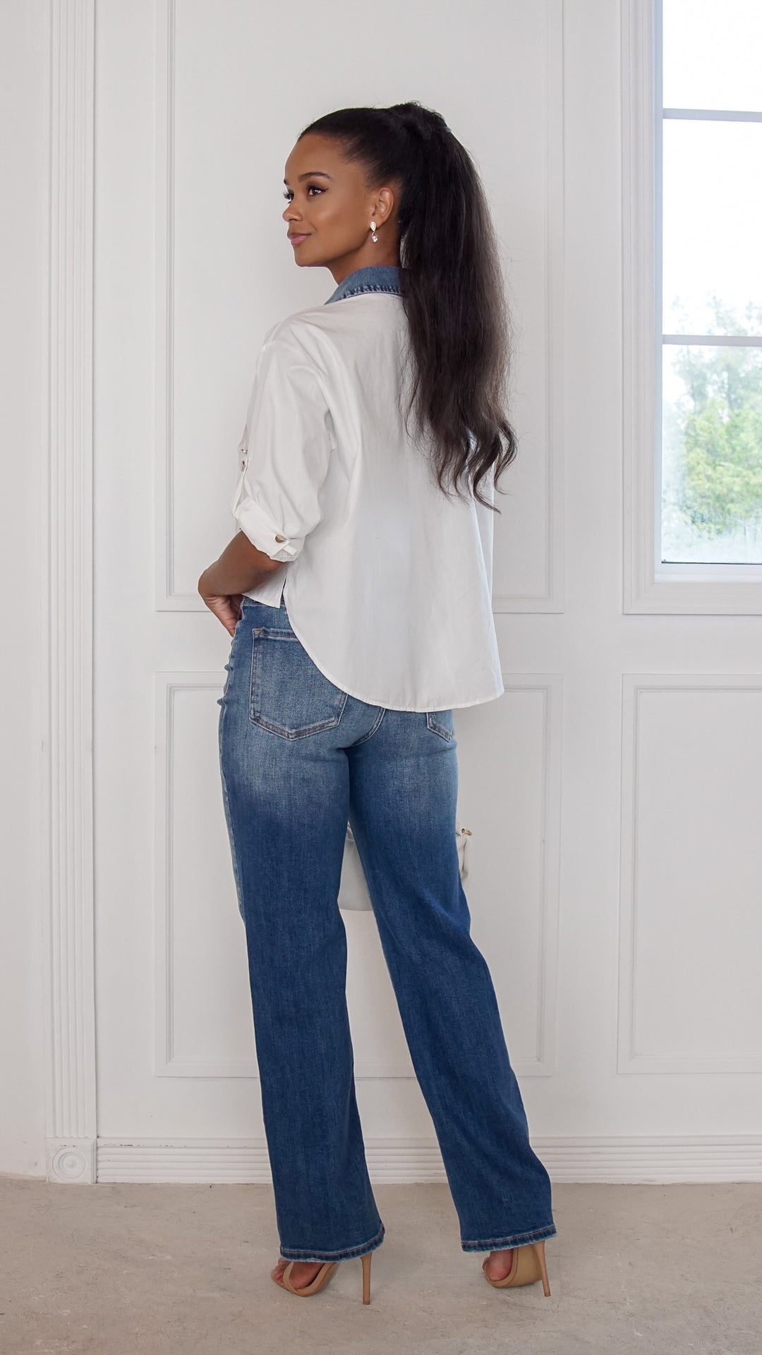 rear view image 1 of Astin Top
