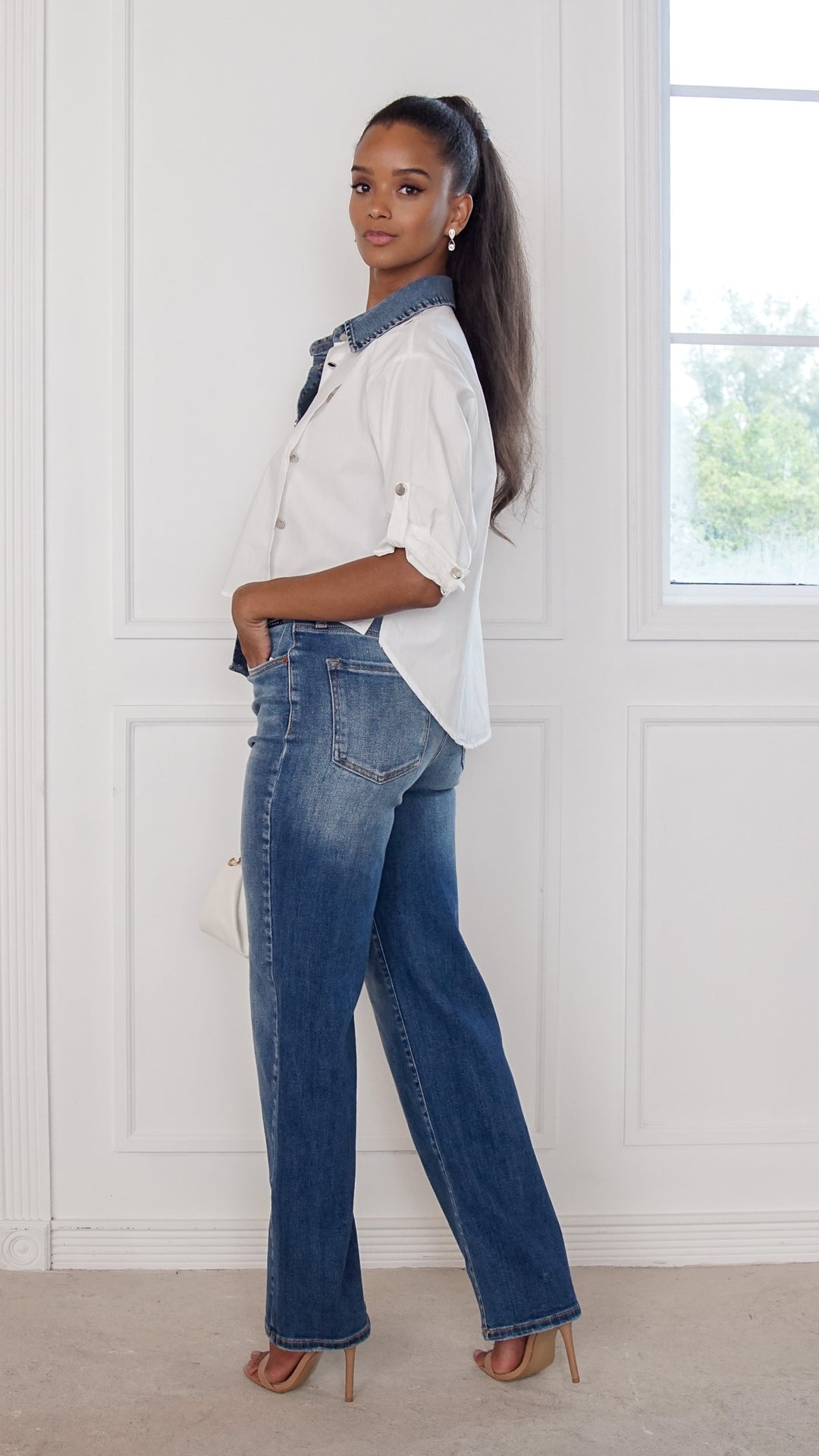 side view image 2 of Astin Top