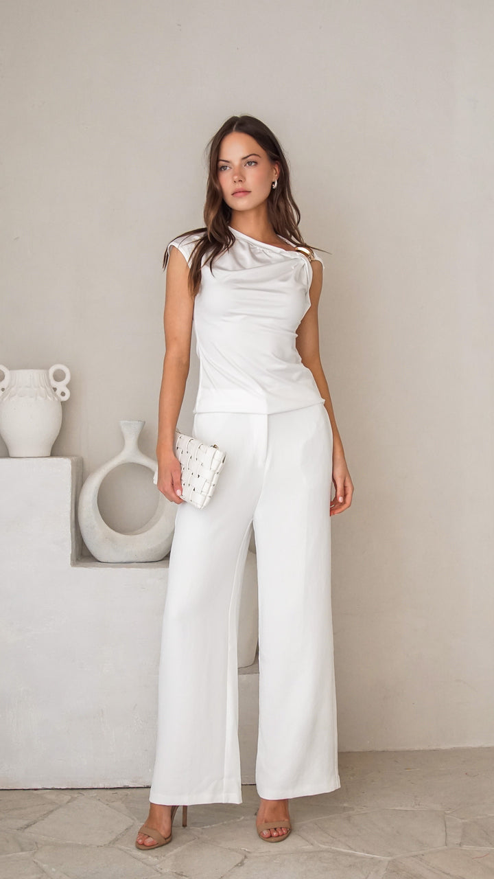 front view image 3 of Bonnie Top