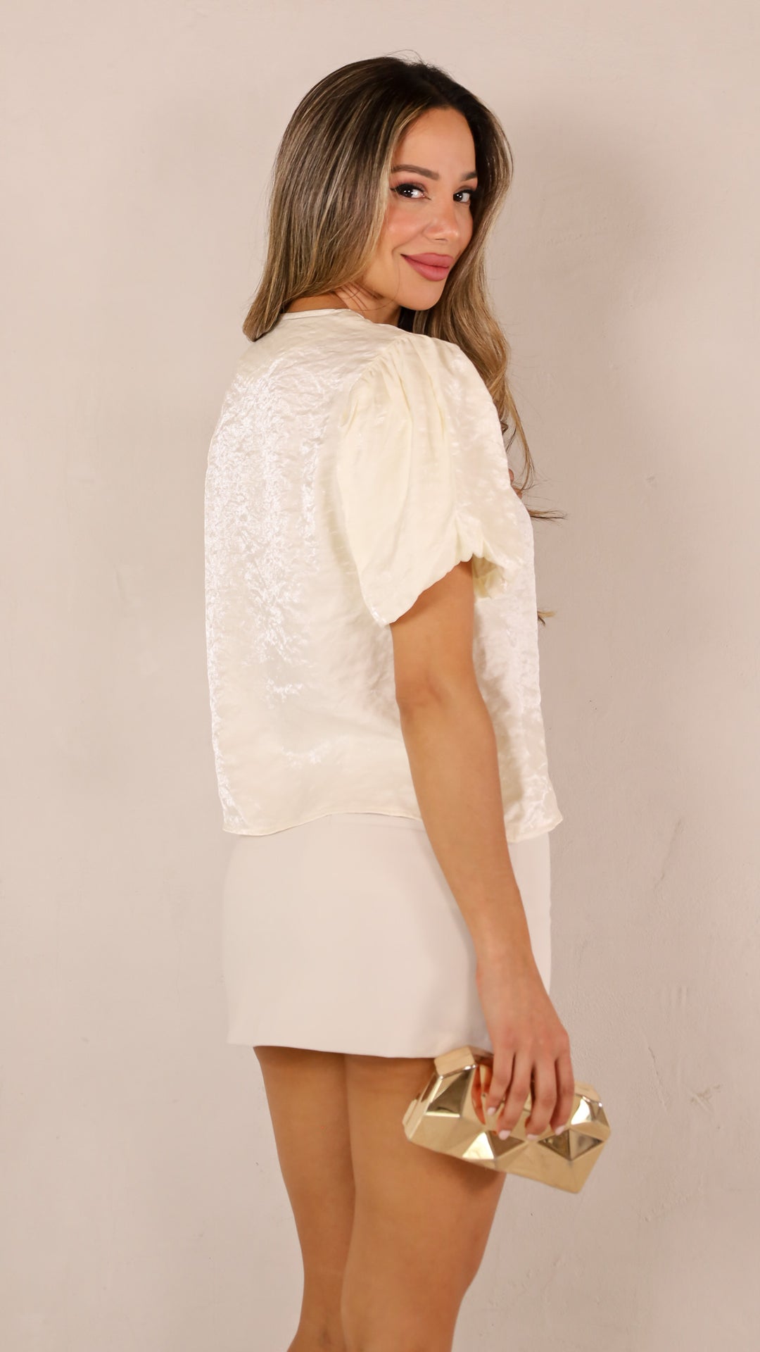 rear view image 1 of Ulises Top