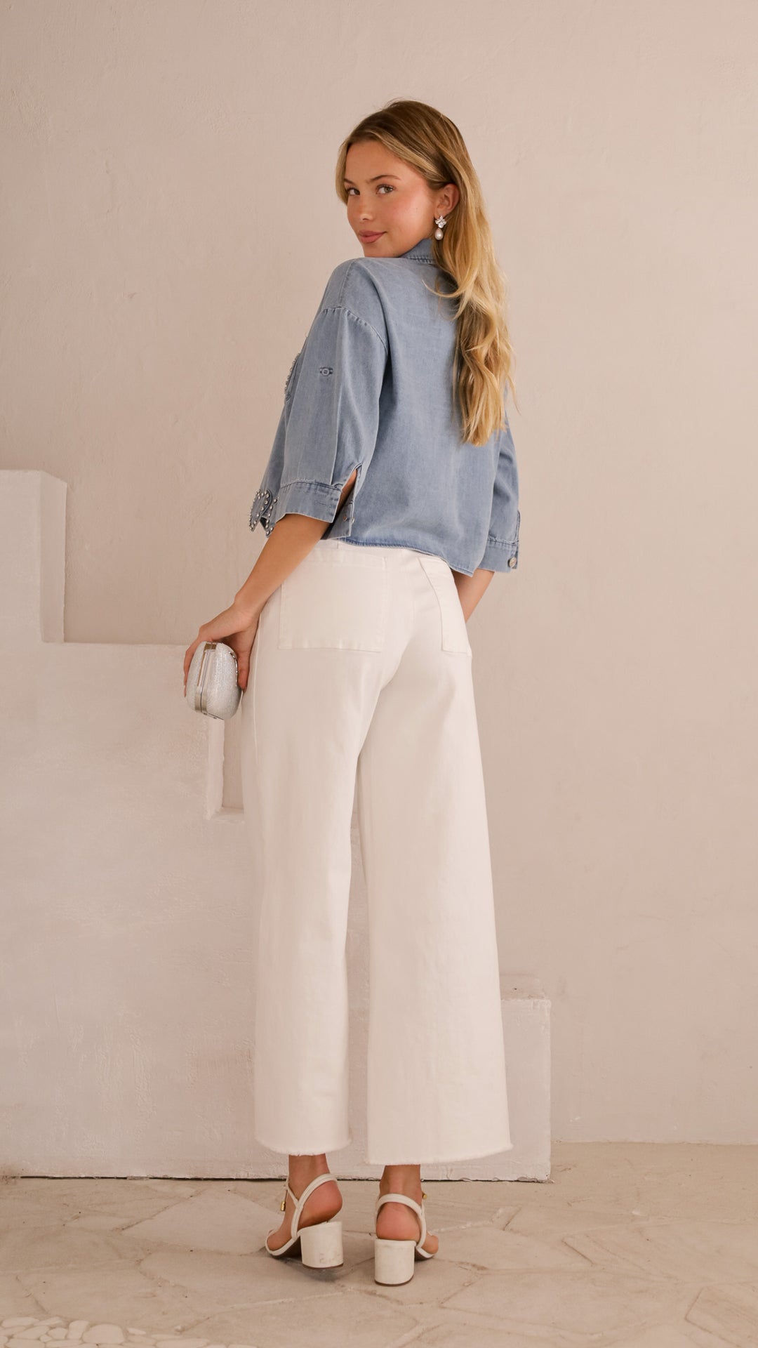 rear view image 1 of Kasti Top