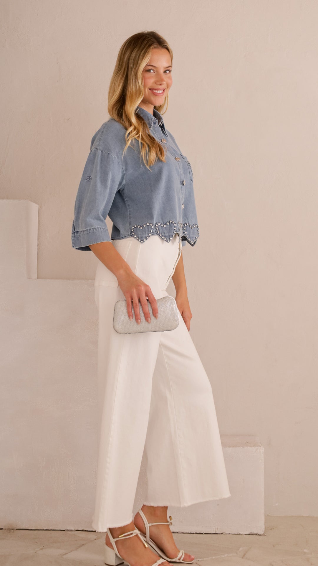 side view image 1 of Kasti Top