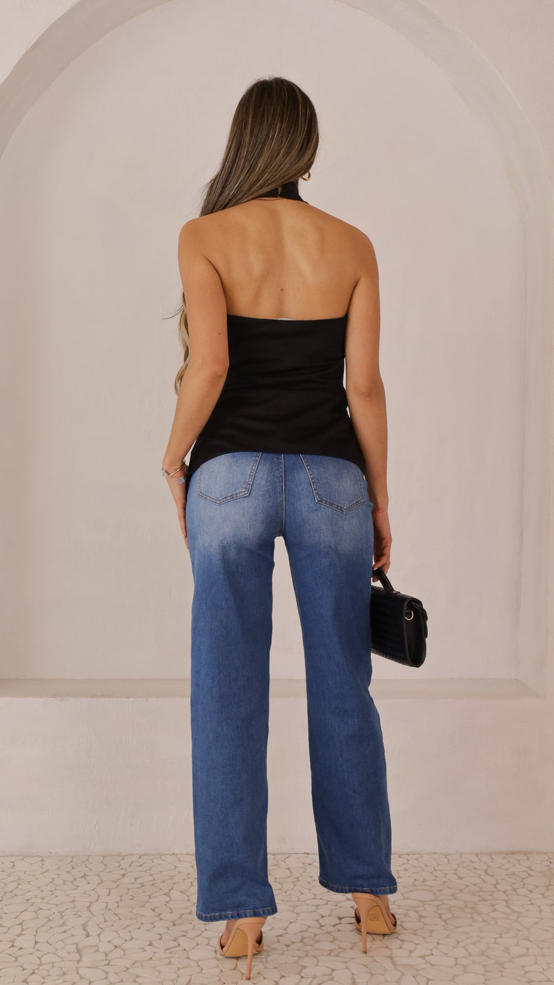 rear view image 2 of Ena Top