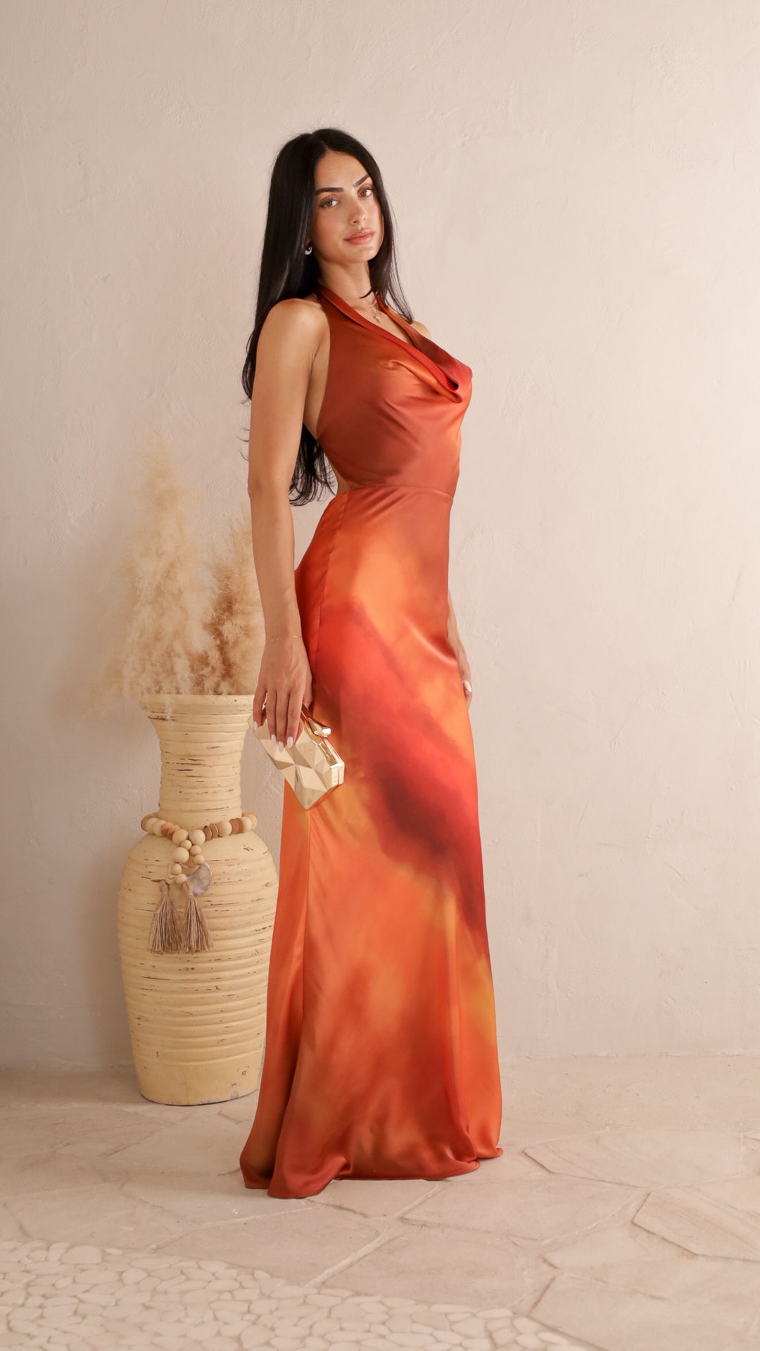 side view image 3 of Jennesys Maxi