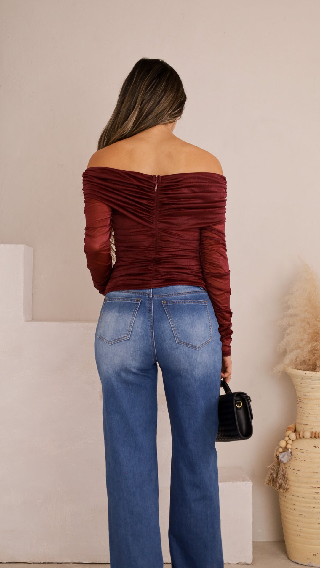 rear view image 1 of Kao Top