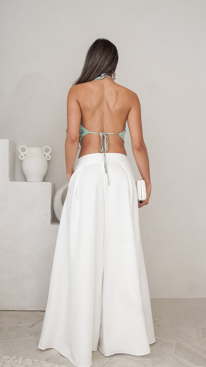 rear view image 1 of Vera Top