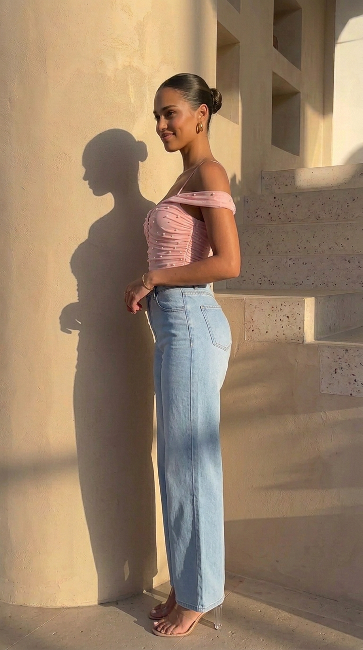 side view image 1 of Sara Top
