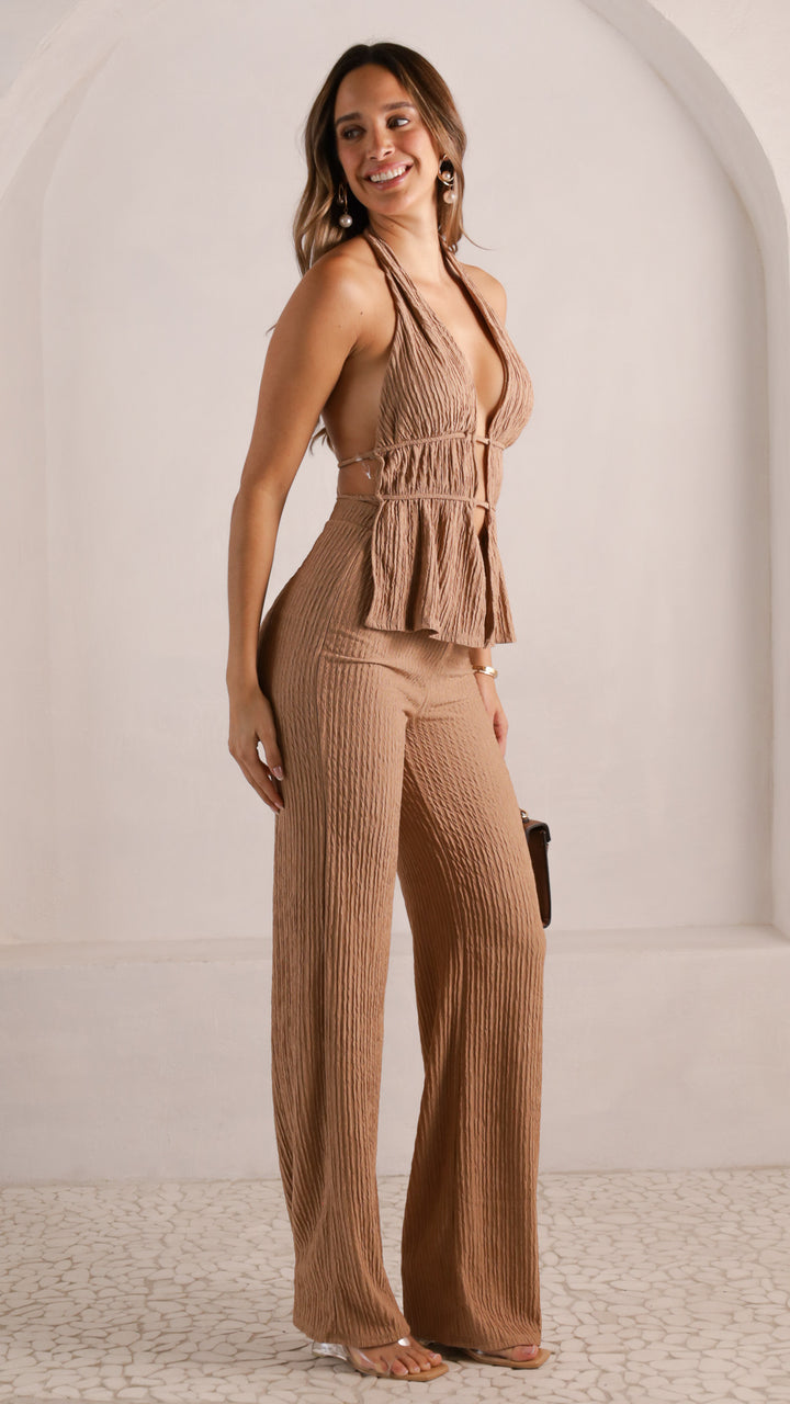 side view image 3 of Liana Set