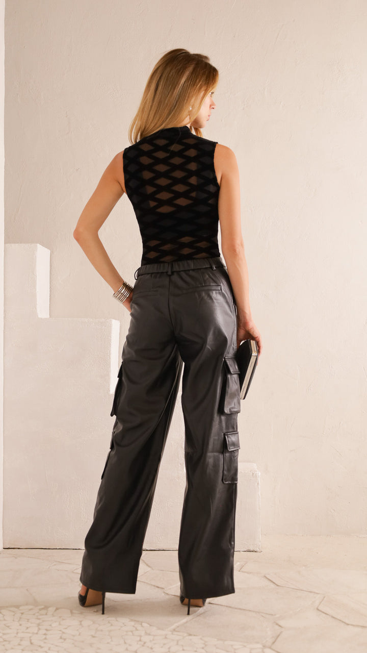 rear view image 1 of Tailer Pants