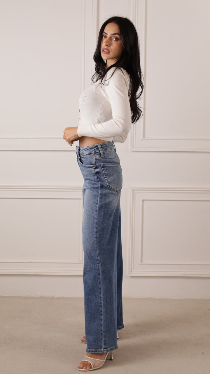 side view image 2 of Tess Top