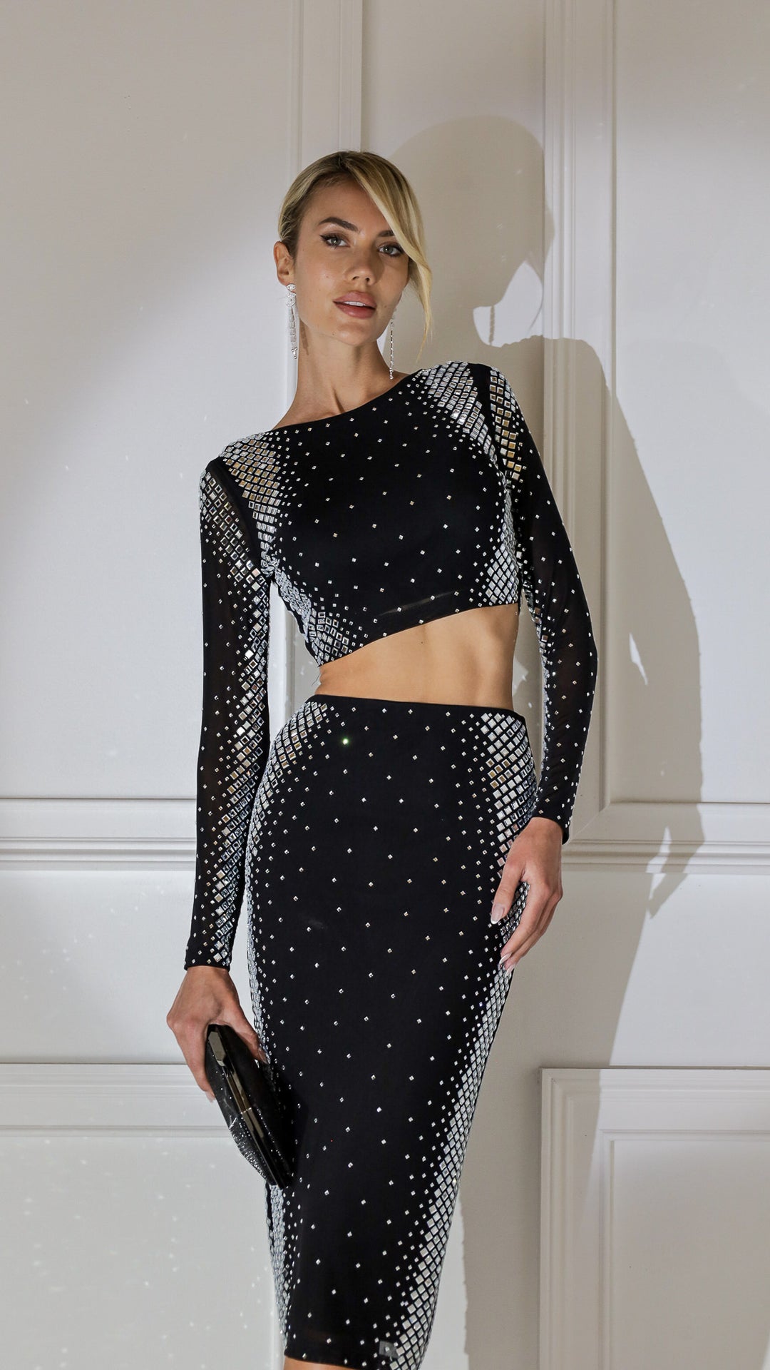 front view image 5 of Novara Set