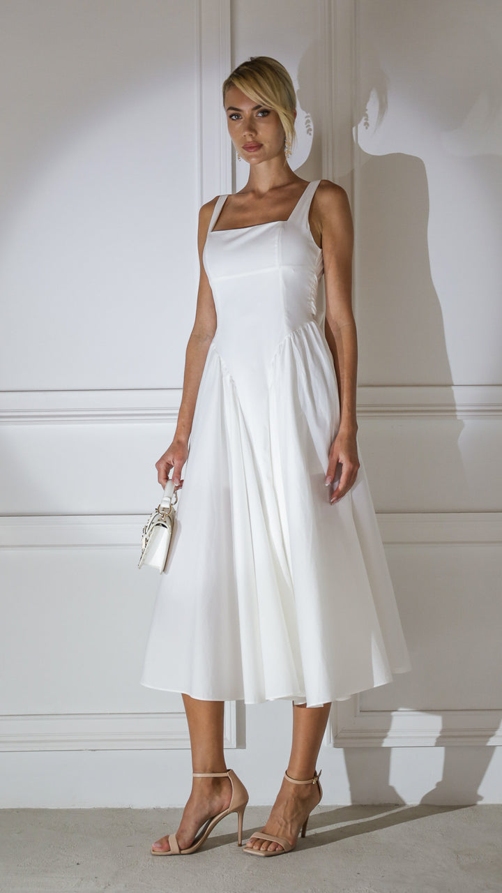 side view image 2 of Cerys Midi Dress